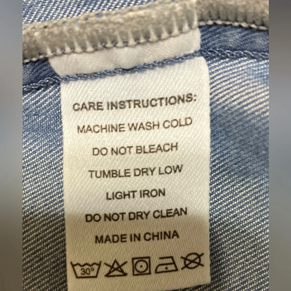 NWT!  Denim Blue Women's Cold Solder Top - Picture 5 of 7